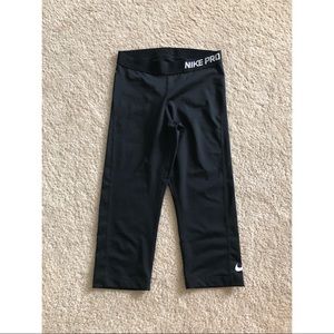SOLD ON MERC / Nike Pro Leggings